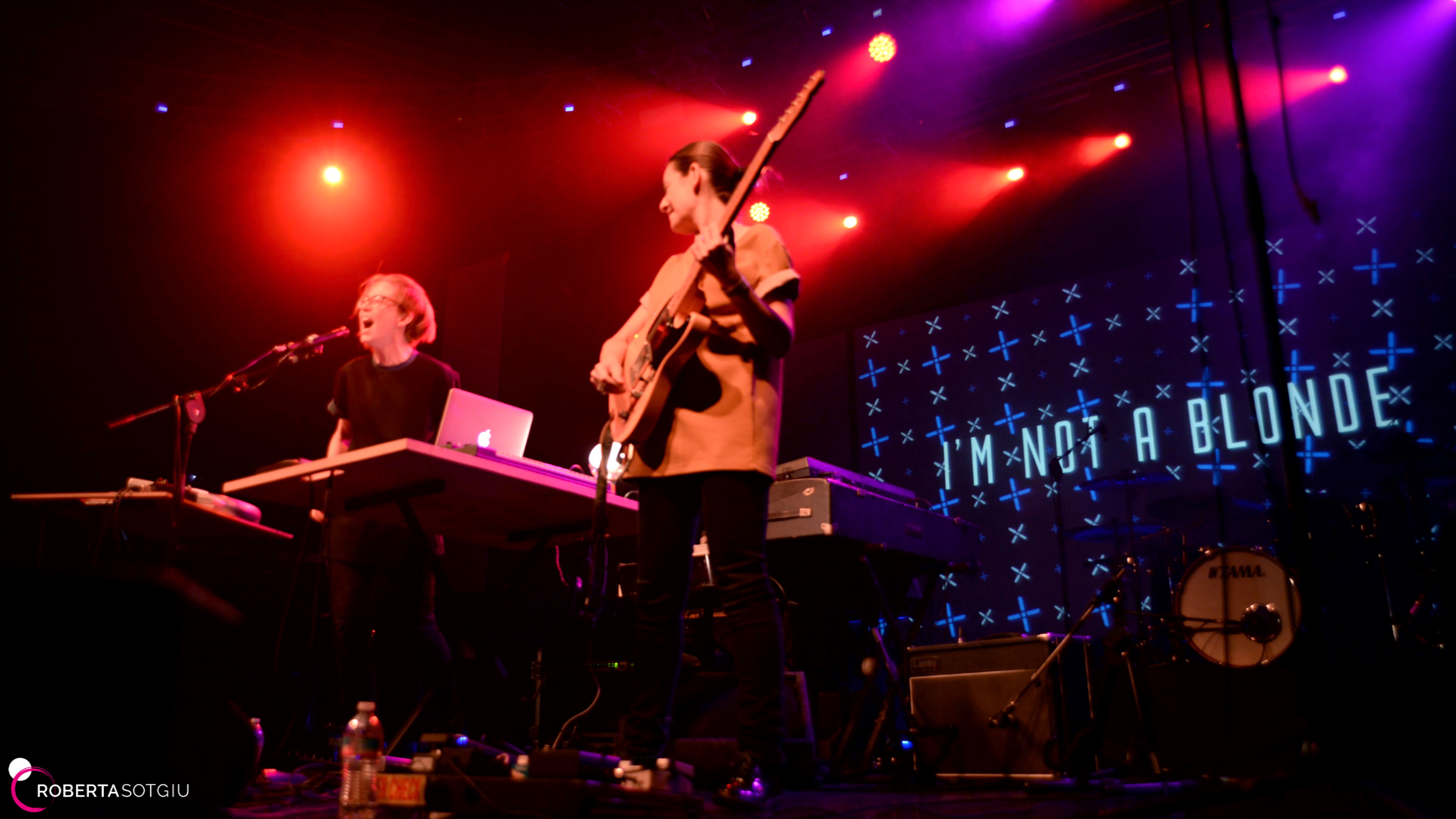 I’m not a blonde – OnstageXmasParty – 19 dicembre 2015 – Fabrique Milano