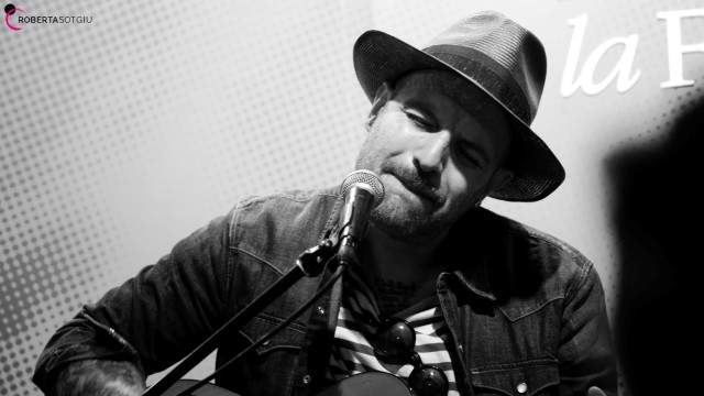 Jaselli presenta Monster Moon @ Feltrinelli Genova 2016
